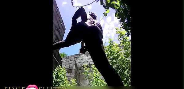  Dark skin  legs open in the shadow
